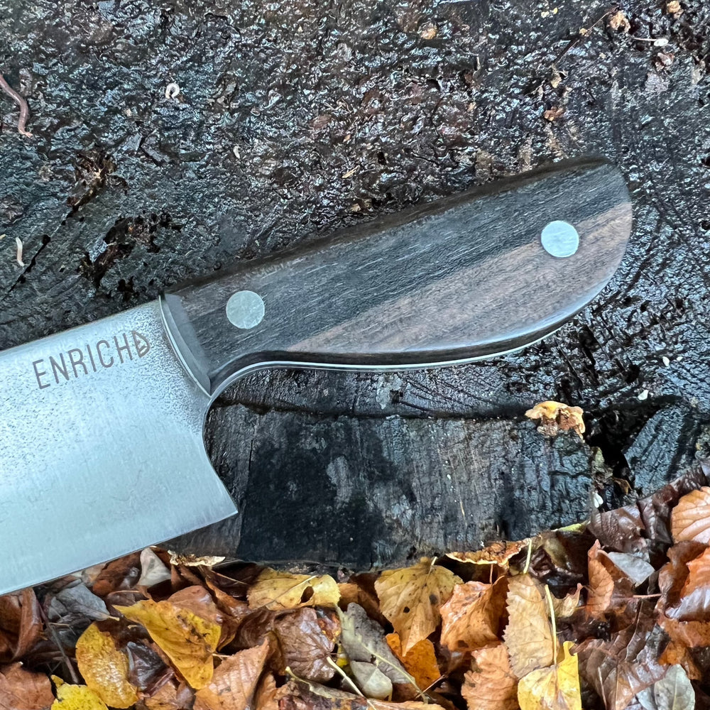 
                  
                    Handmade Foraging Knife #2 // 100% Colombian Heirloom Ceremonial Raw Cacao, Medicinal mushroom extracts, plant based protein powder, high quality loose leaf tea, ceremonial grade matcha, cacao and superfoods. Foraging knife, mushroom foraging, bushcraft
                  
                